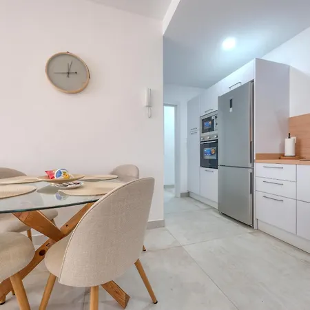 House - 400m To The By Lanzarote Vakantiehuis *