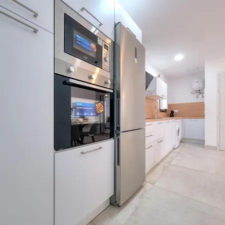 House - 400m To The By Lanzarote