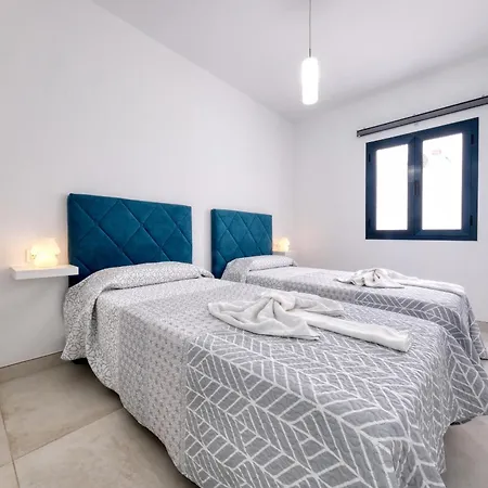 House La Santa - 400m To The By Lanzarote Semesterbostad Tinajo